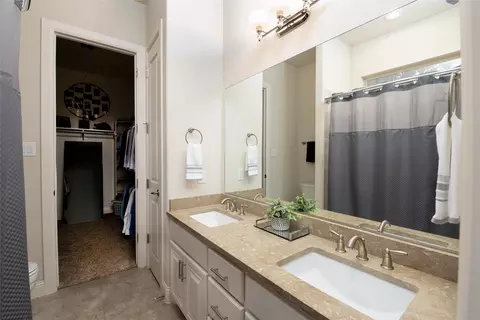 Bath - 1236 Split Rock Dr, Keller, TX 76248 photo 6 of 7
