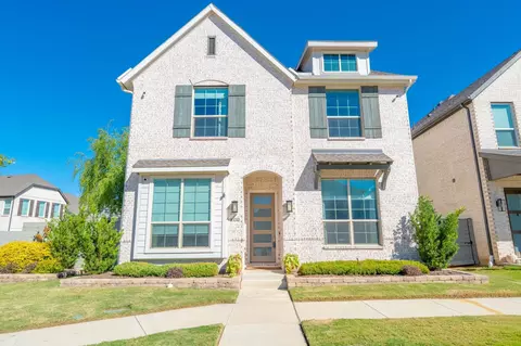 5306 Waterloo Dr, Sachse, TX 75048
