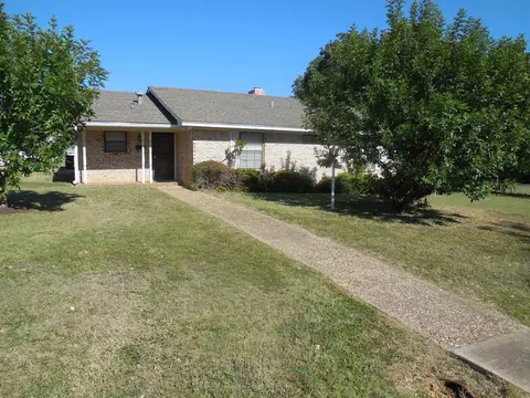 820 Walnut St, Ranger, TX 76470