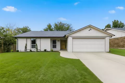 6520 Ridglea Dr, Watauga, TX 76148