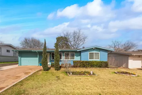 628 Elm St, Hurst, TX 76053