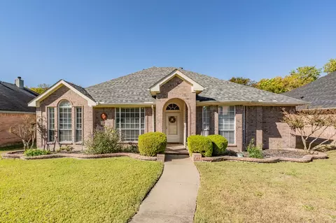 1215 Rivercrest Dr, Mesquite, TX 75181