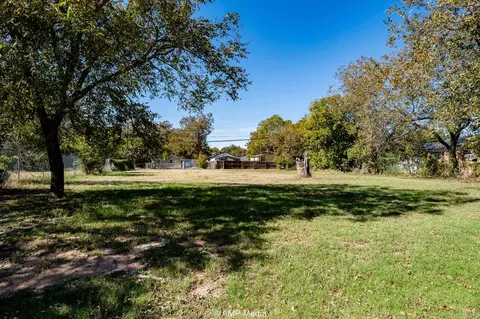 208 Pecan St, Clyde, TX 79510