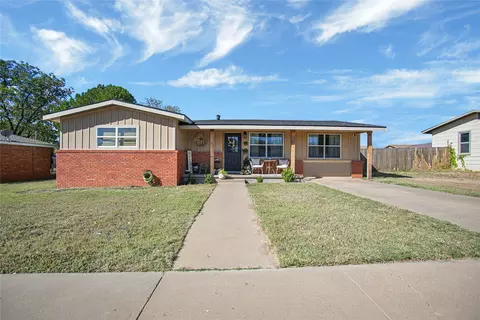 4103 Avondale Ave, Snyder, TX 79549