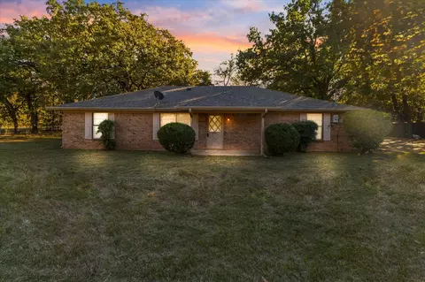 10714 Grove Oaks Blvd, Dallas, TX 75217