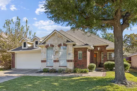 5805 Meadowcrest Ln, Sachse, TX 75048