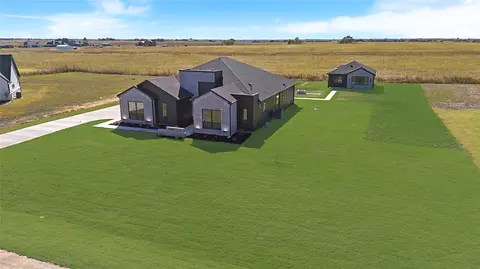 2970 Stella Rose Ct, Waxahachie, TX 75165