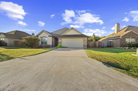 1206 Cutler St, Tioga, TX 76271