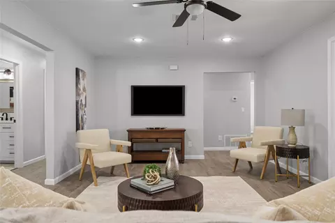 2602 Taylor St, Commerce, TX 75428 photo 3