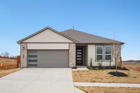 2724 Goldfinch Dr, Denton, TX 76205