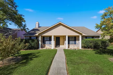 5612 Turner St, The Colony, TX 75056