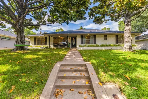 6231 Berwyn Ln, Dallas, TX 75214