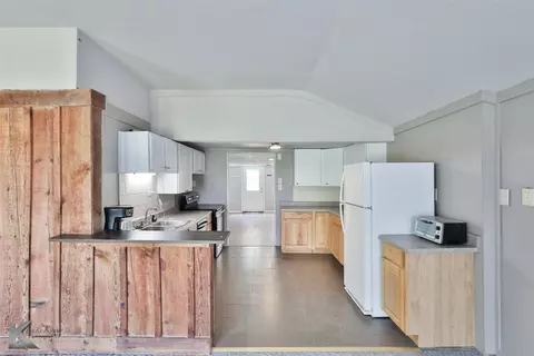 Entry Way - 377 Grisham, Haskell, TX 79521 photo 1 of 1