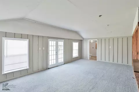 Living - 377 Grisham, Haskell, TX 79521 photo 9 of 11