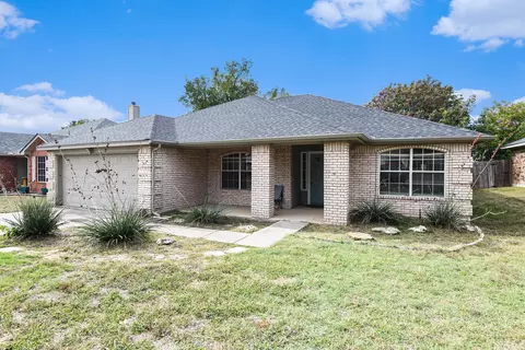 4805 Saint Thomas Pl, Fort Worth, TX 76135