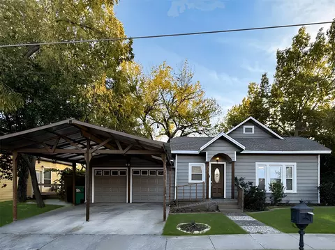 211 Second St, Denton, TX 76201