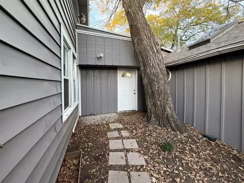 Exterior - 211 Second St, Denton, TX 76201 photo 5 of 5