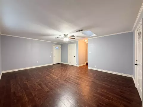 Living - 211 Second St, Denton, TX 76201 photo 4 of 4