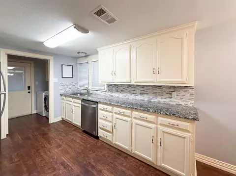Kitchen - 211 Second St, Denton, TX 76201 photo 3 of 5