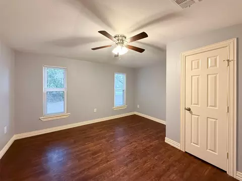 Bedroom - 211 Second St, Denton, TX 76201 photo 5 of 7
