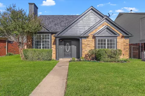 1546 High Pointe Ln, Cedar Hill, TX 75104