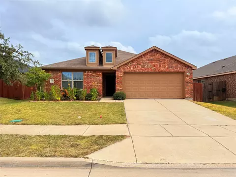 2106 Danibelle Dr, Forney, TX 75126