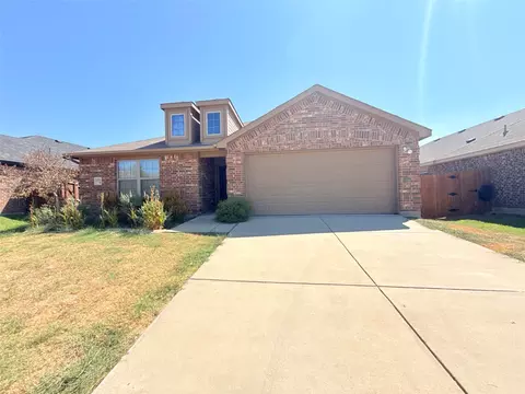 2106 Danibelle Dr, Forney, TX 75126