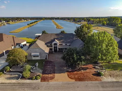 3606 Upper Lake Cir, Granbury, TX 76049