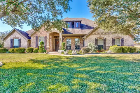 6824 Wild Stallion Rd, Fort Worth, TX 76126