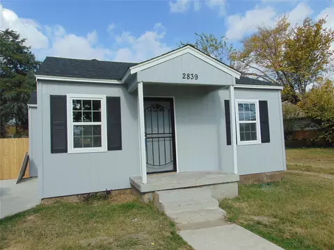 2839 E Overton Rd, Dallas, TX 75216