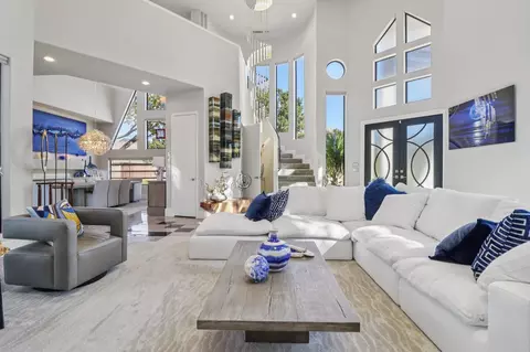 5801 Dove Creek Ln, Plano, TX 75093