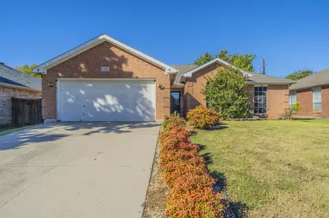 3337 Galaway Bay Dr, Grand Prairie, TX 75052