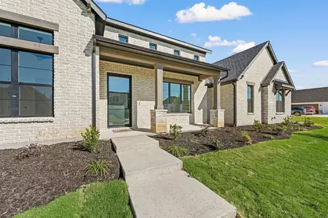 320 Wimberley Dr, Haslet, TX 76052 photo 3