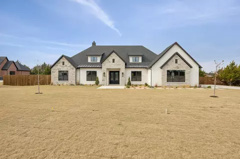 3035 Stonebriar Dr, Waxahachie, TX 75165