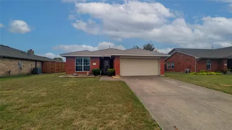 146 Brushy Creek Ln, Terrell, TX 75160
