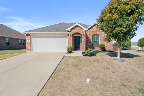 113 Sunburst Dr, Waxahachie, TX 75165