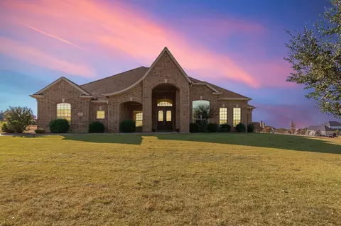 235 Bearclaw Cir, Aledo, TX 76008