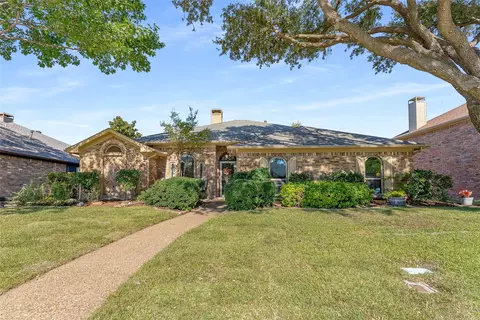 1203 Babbling Brook Dr, Lewisville, TX 75067