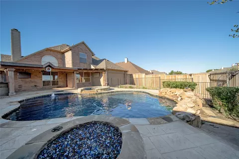 3313 Capstone Ln, Garland, TX 75043