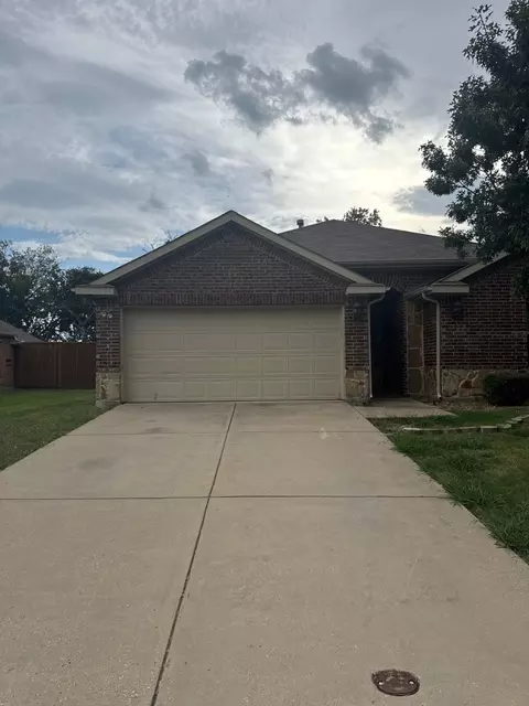 3235 Clear Springs Dr, Forney, TX 75126