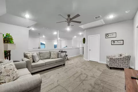 Entry Way - 1424 Eagle Feather Way, Haslet, TX 76052 photo 4 of 6