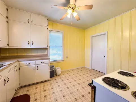 Kitchen - 809 W 3rd St, Cisco, TX 76437 photo 2 of 2
