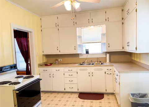 Kitchen - 809 W 3rd St, Cisco, TX 76437 photo 1 of 2