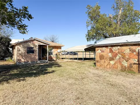 Exterior - 809 W 3rd St, Cisco, TX 76437 photo 19 of 20
