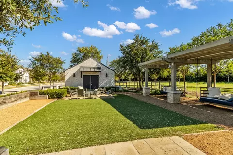Exterior - 704 8th St, Argyle, TX 76226 photo 8 of 8