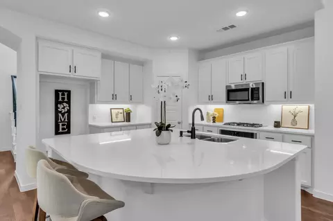 Kitchen - 704 8th St, Argyle, TX 76226 photo 2 of 5