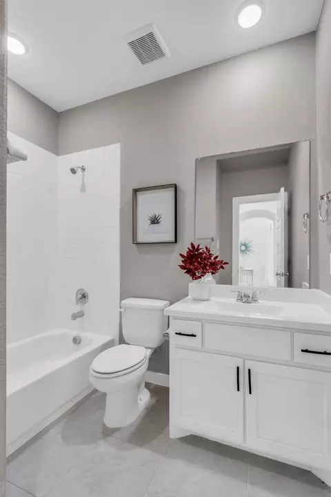 Bath - 704 8th St, Argyle, TX 76226 photo 2 of 3