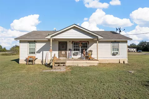 5288 Ft Graham Rd, West, TX 76691
