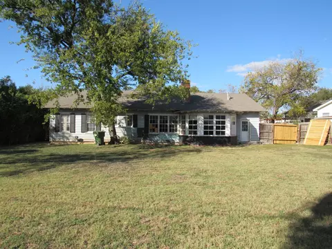 Exterior - 3210 Proctor Ave, Waco, TX 76708 photo 2 of 3