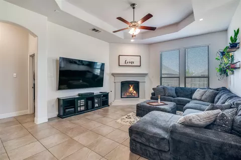 537 Declaration Way, Royse City, TX 75189